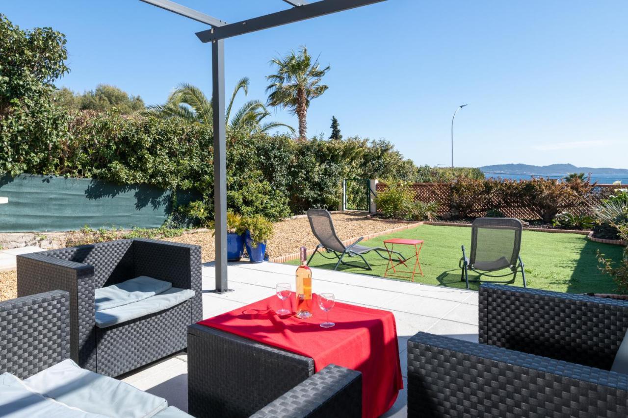 Vue mer superbe pavillon - LESCLESDENICOLE Carqueiranne Exterior foto